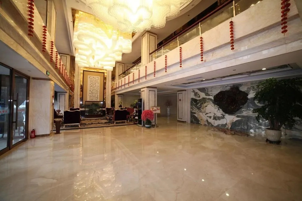 Run Zeng Hotel