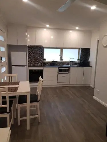 Edwin Place Apartment