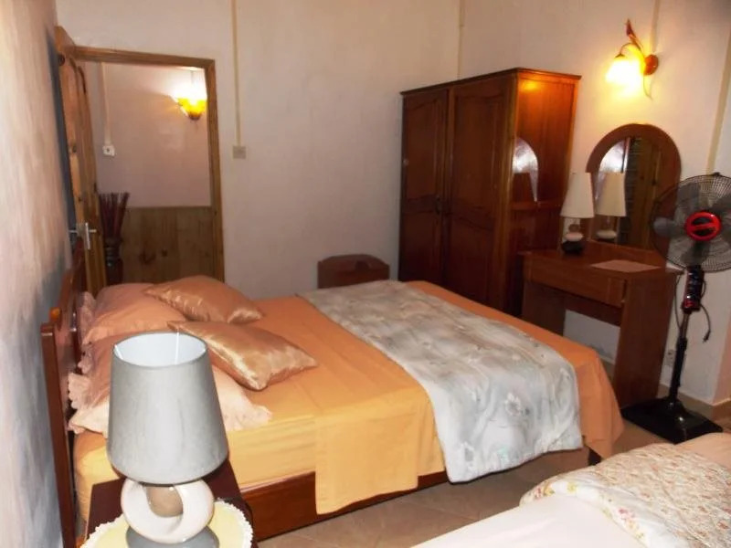 Le Manoir Guest House