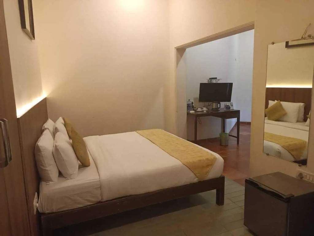 Zaras Resort Khandala