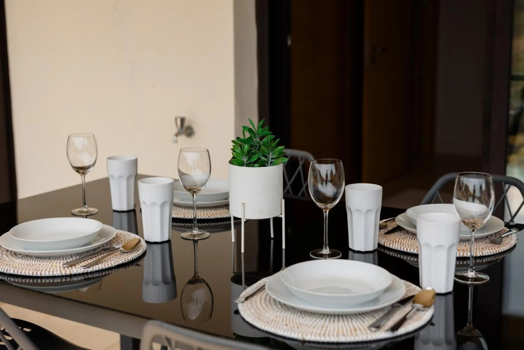 Moderno apartamento vacacional con increbles vistas al mar con spa y gimnasio