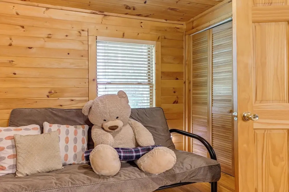 Pet-friendly Bryson City Cabin w/ Fire Pit + Deck!