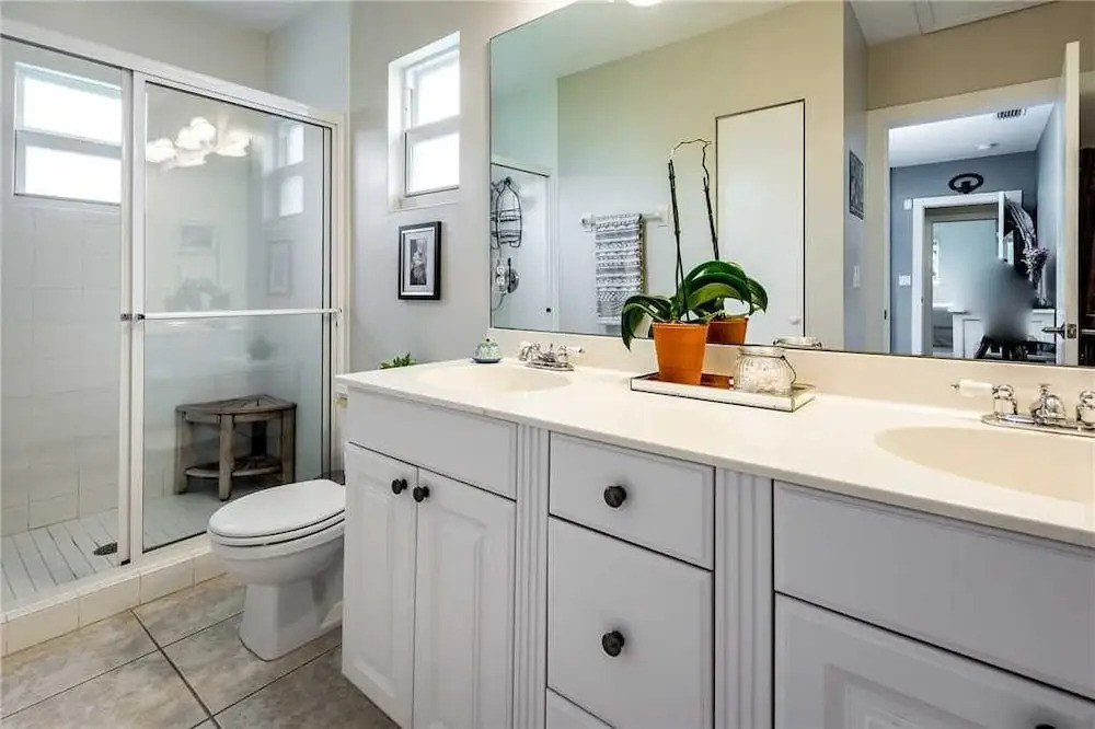 Miramar 124 Upper Unit - Two Bedroom Home