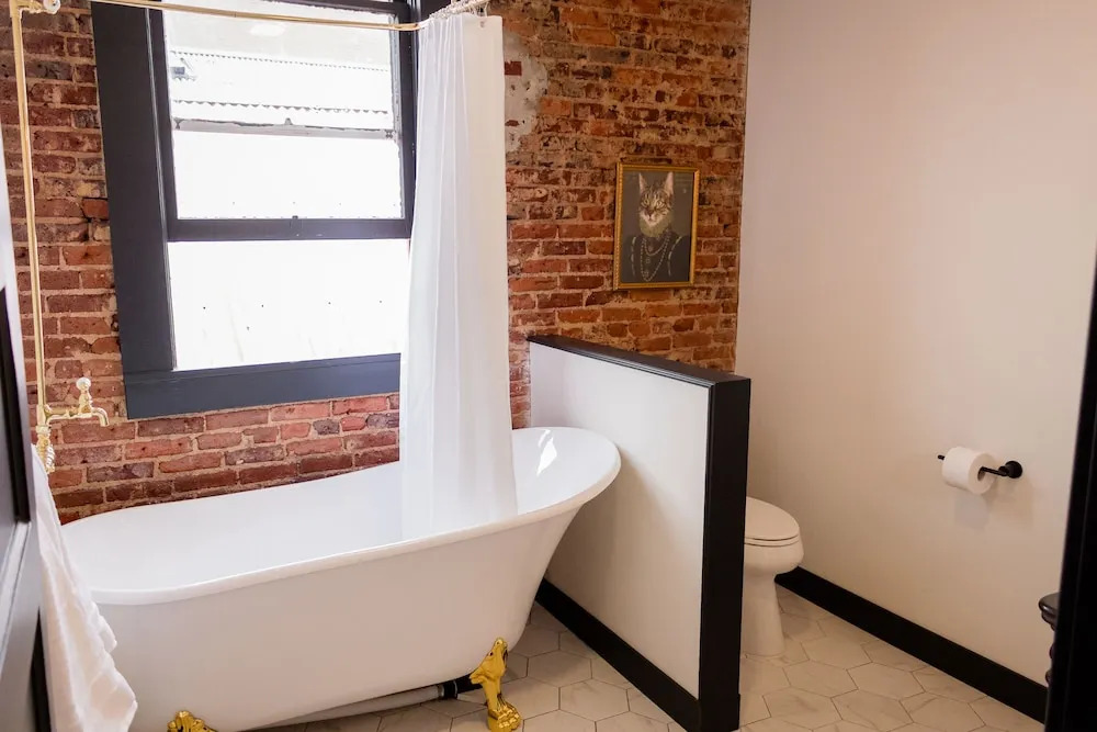 Speakeasy Suites
