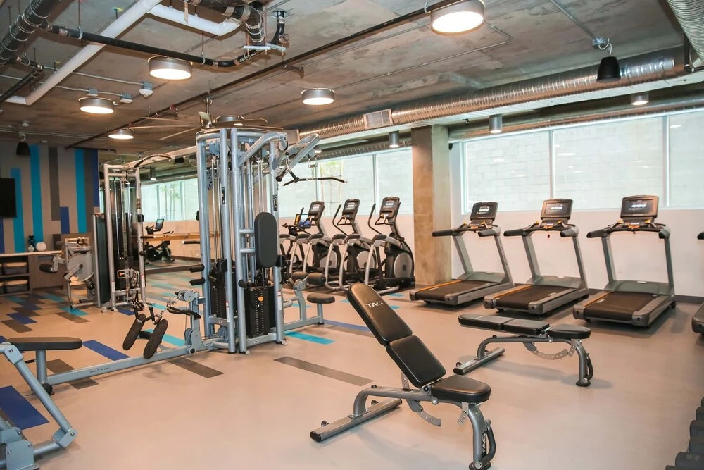 Fully Furnished Suites near Little Tokyo