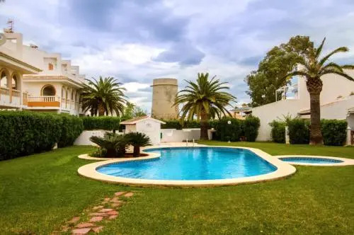 Apartment in Denia, 100 M From the Sea, Beach las Marinas. Wifi