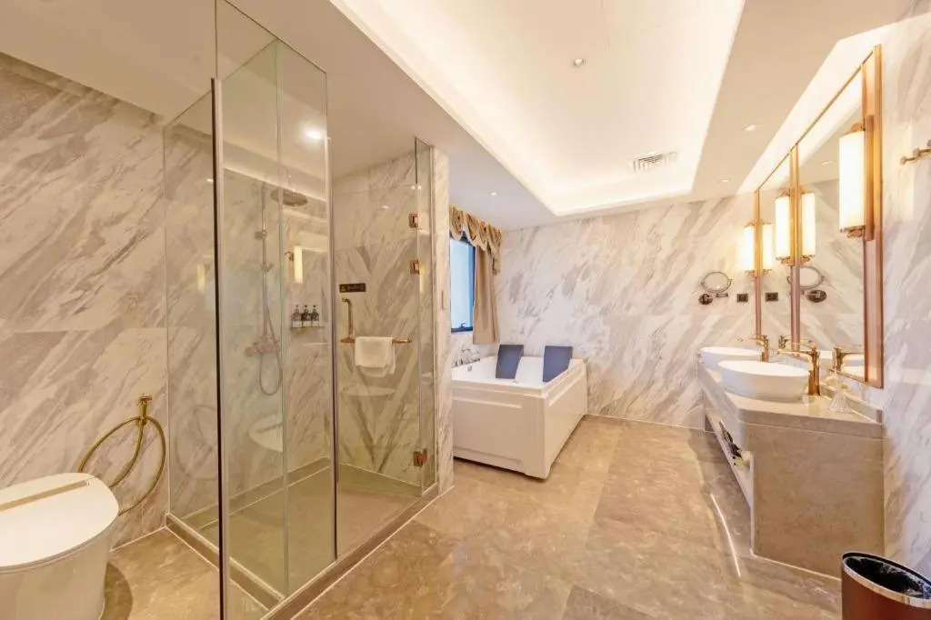 Venus Royal Hotel (Guangdong Zhongshan Dongfeng Center Hotel)