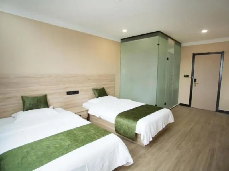 Greentree Inn Linyi Lanshan District Bus Station E