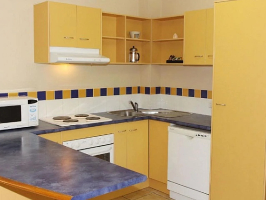 Nautilus Holiday Apartments