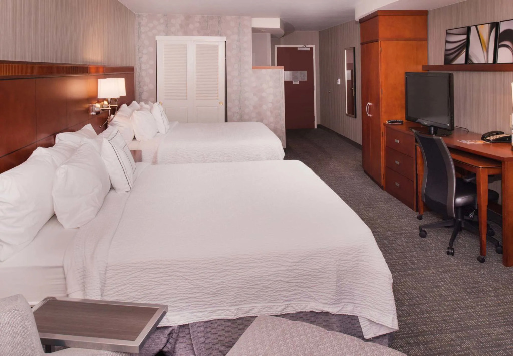 Courtyard by Marriott Thousand Oaks Ventura County