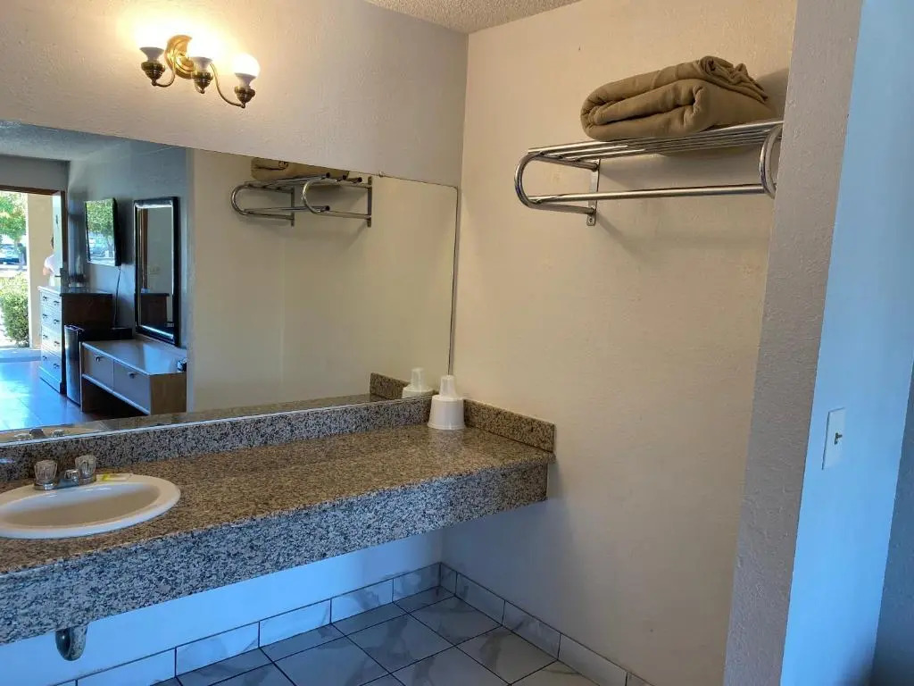 Casa Blanca Hotel - Azusa, Los Angeles