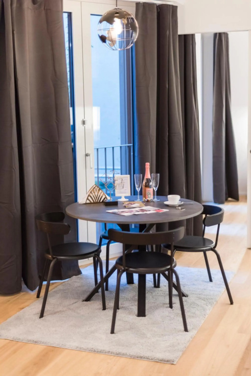 Luxury Suite Renngasse by ichbucheAT