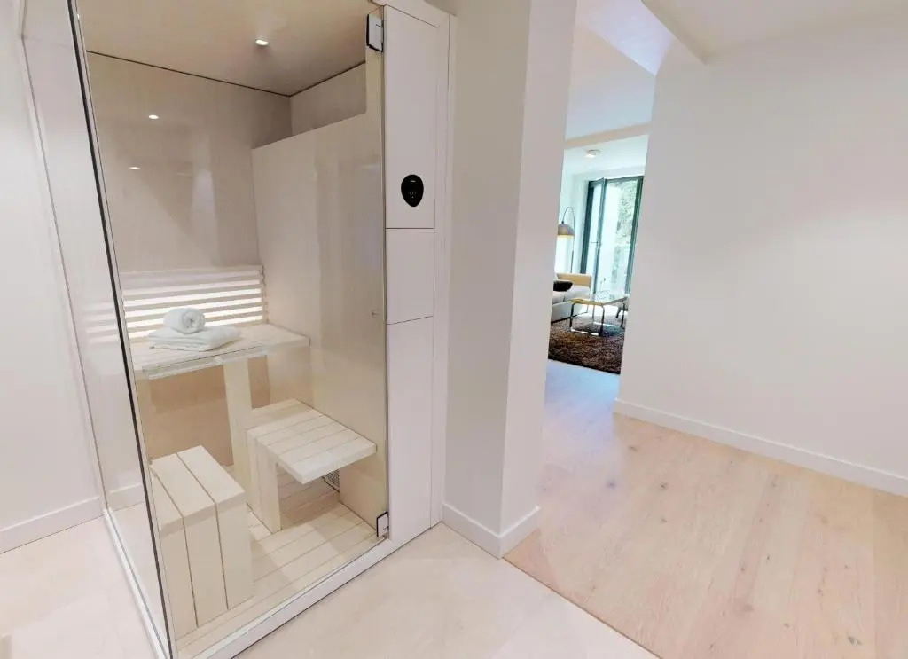 White Pearl Apartment 2.06