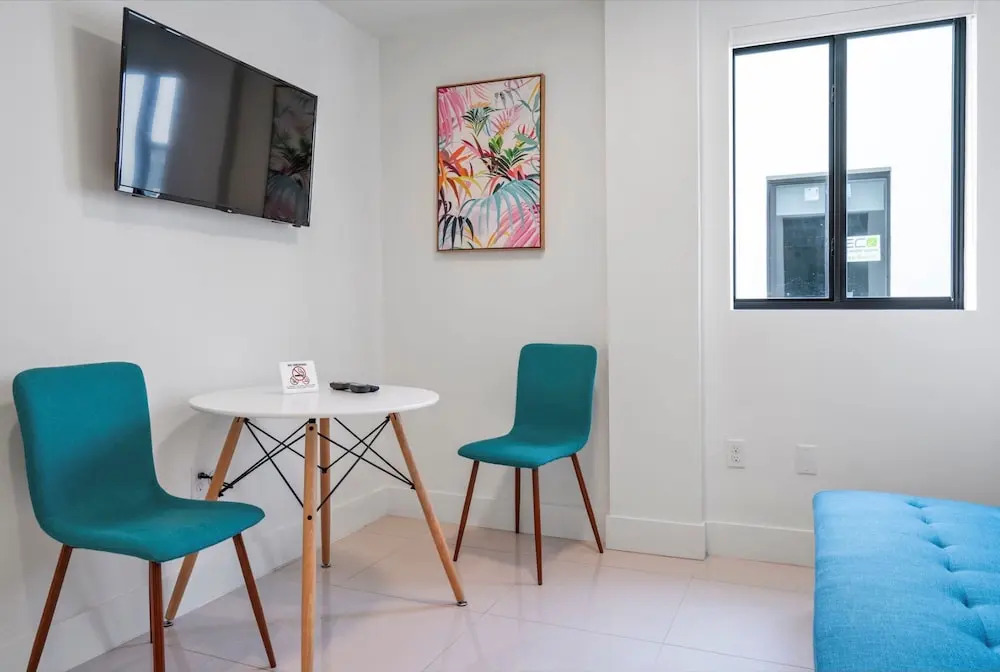 Miami Suite 303