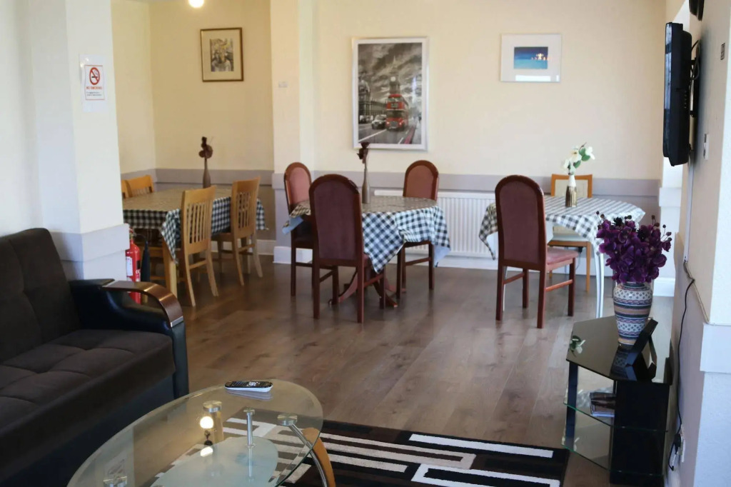 Manor House London