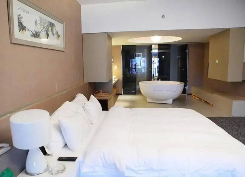 Wuhan Palm Spring International Hotel