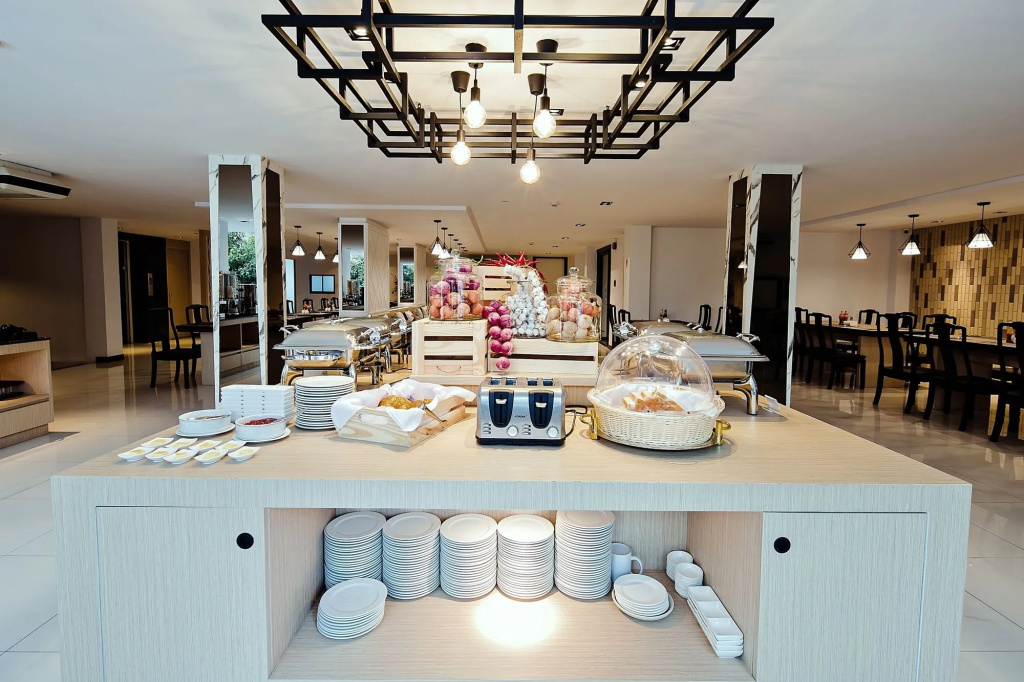 Three Sukhumvit Hotel