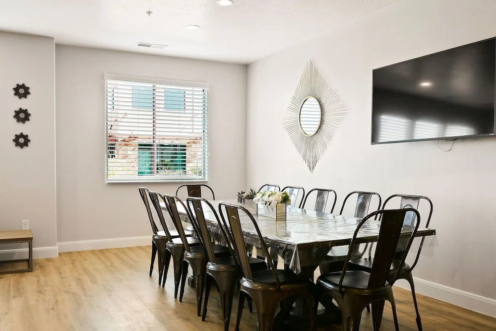 Latitude Adjustment townhouse