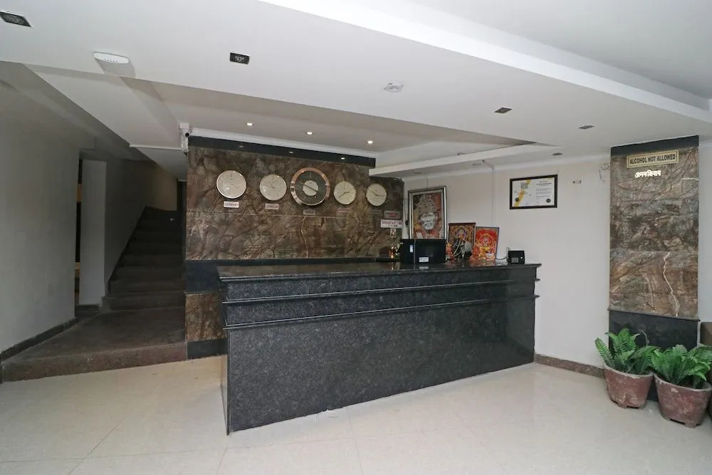OYO 18785 Flagship City Centre