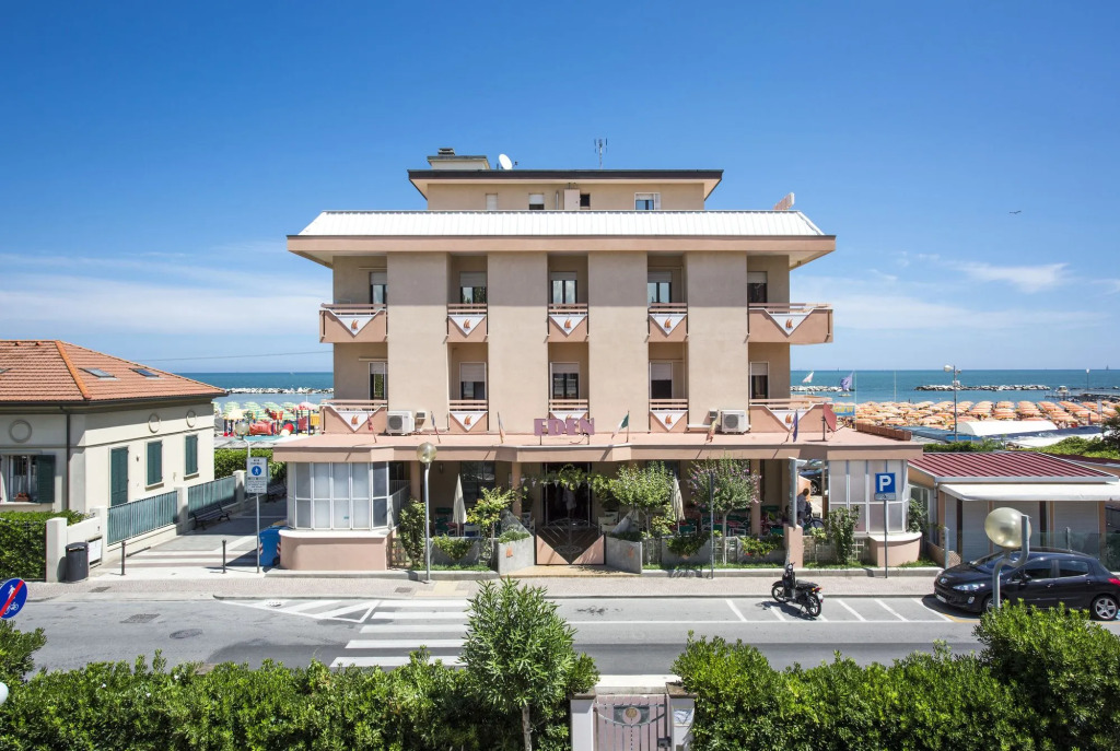Hotel Eden