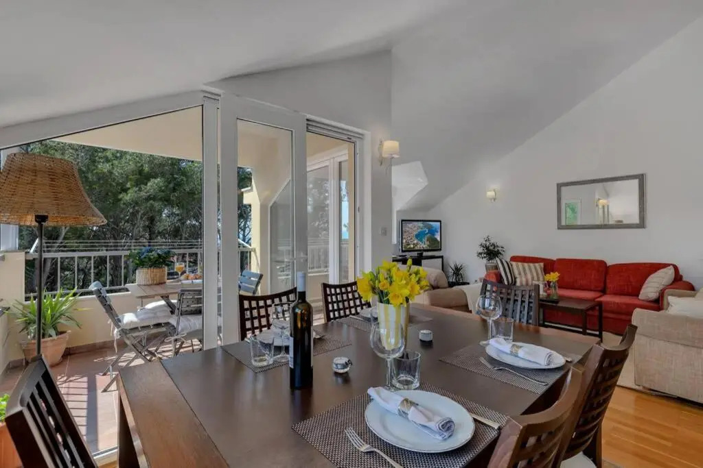 Apartment Sea breeze Makarska