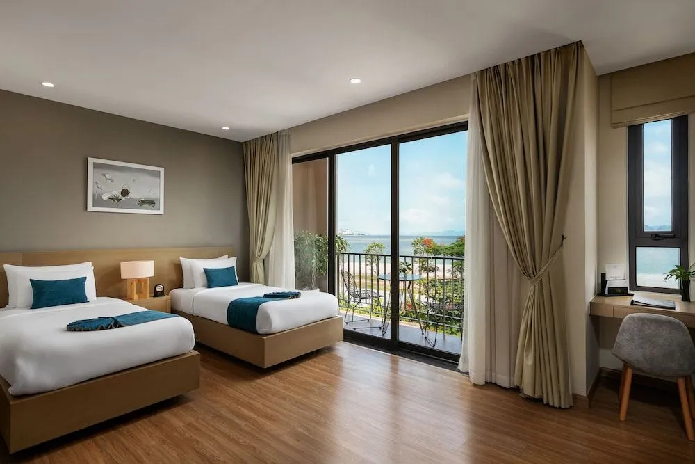 La Batisse Resort Halong