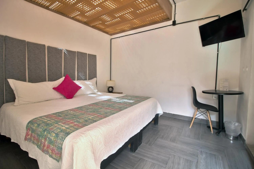 Hotel Punto 79