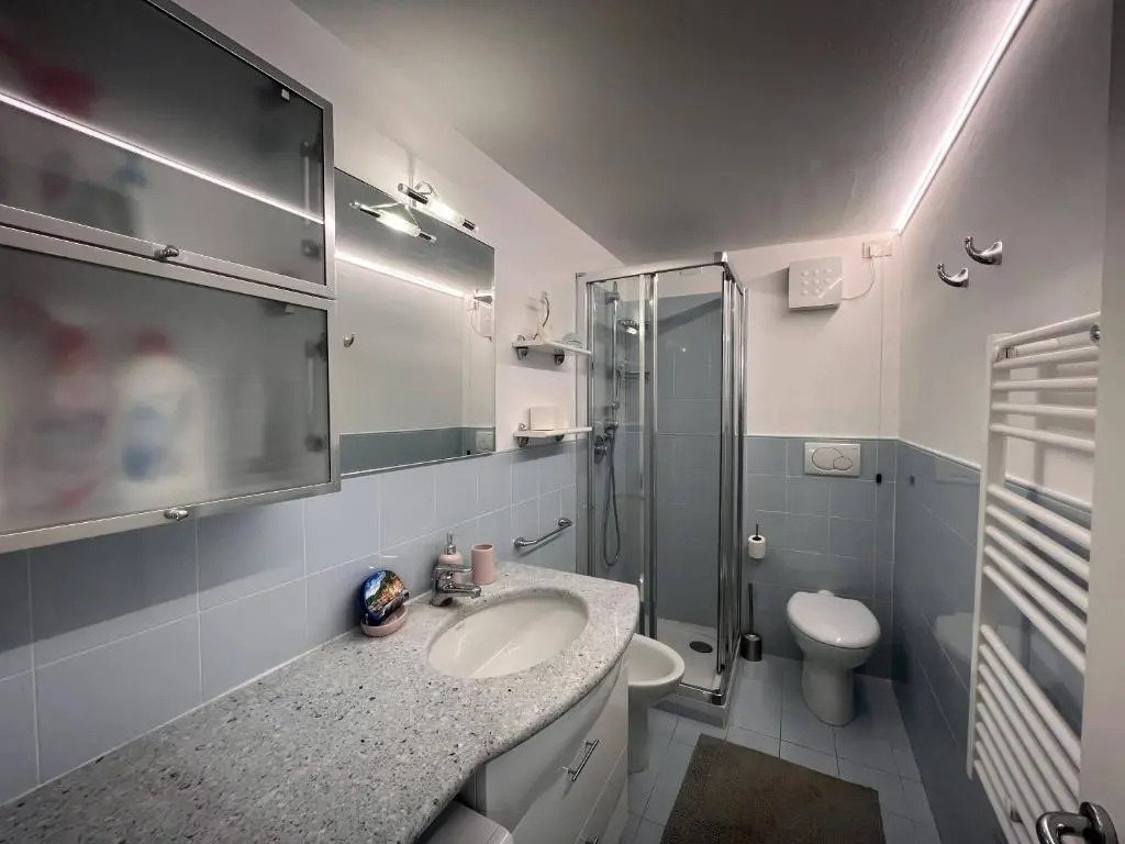 AL CASTELLO-VISTA MARE -ROMANTICO e CENTRALE a 20 METRI DAL MARE-toll parking at 15 euro per day to be booked in advance -subject to availability