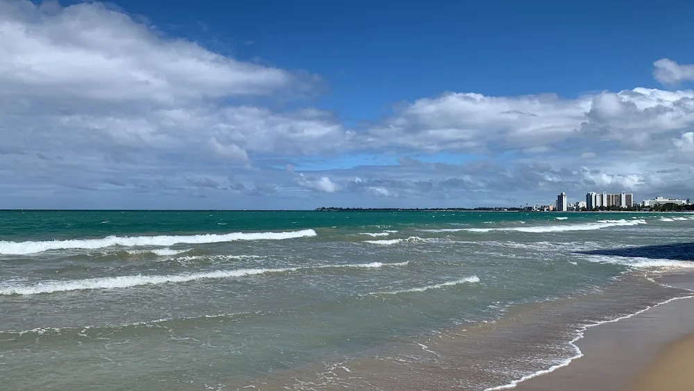 Aura House Isla Verde
