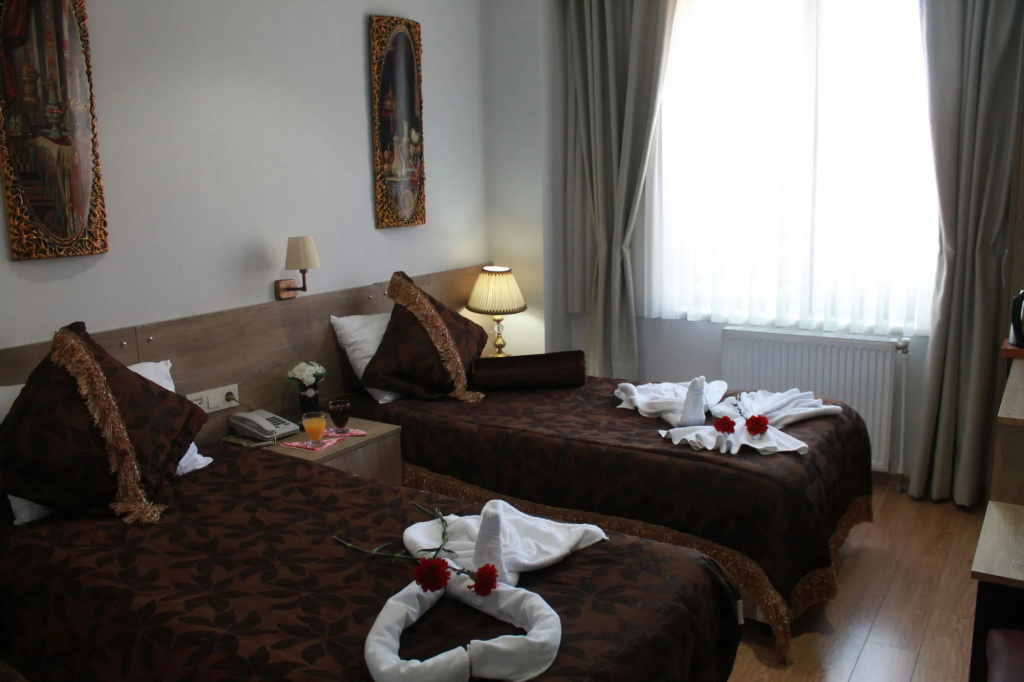 Rozza Hotel