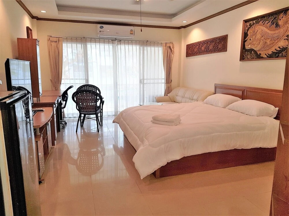 Baan Suan Lalana Large Studio
