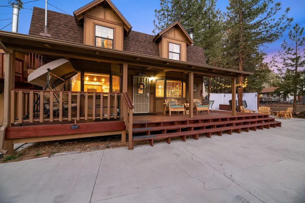 Moonridge Getaway - The Perfect Home For Everyone With All The Amenities You Will Need! 3 Bedroom Home