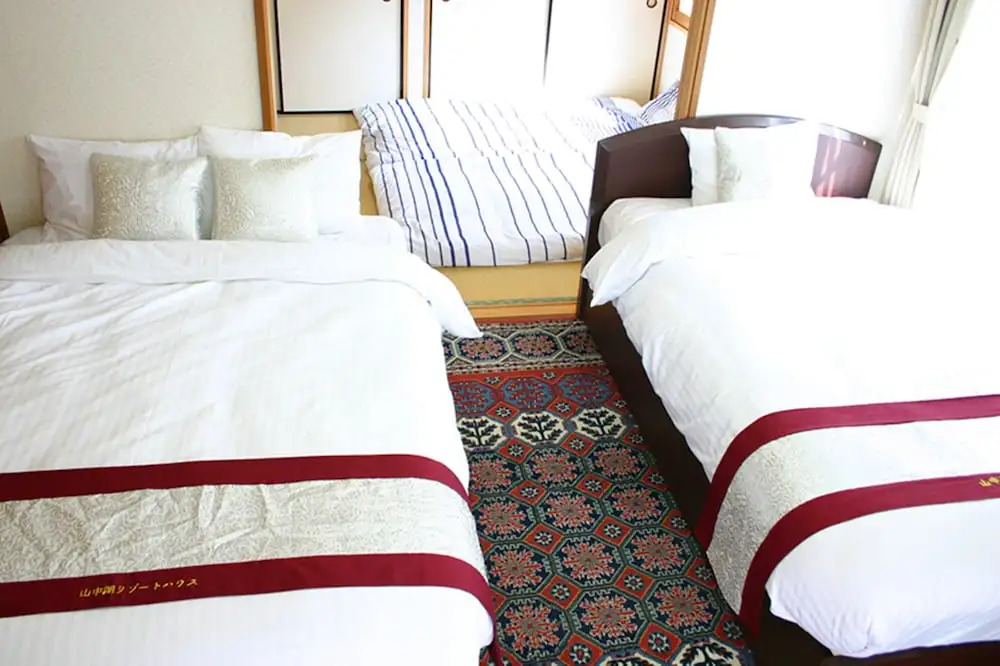 Lake Yamanaka Resort House II