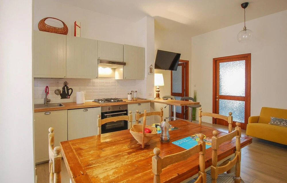 Nice Apartment in Civitanova Marche With Wifi and 3 Bedrooms