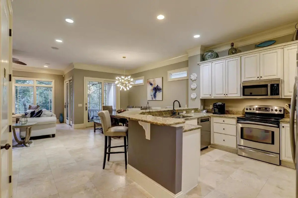 28 Corine Lane