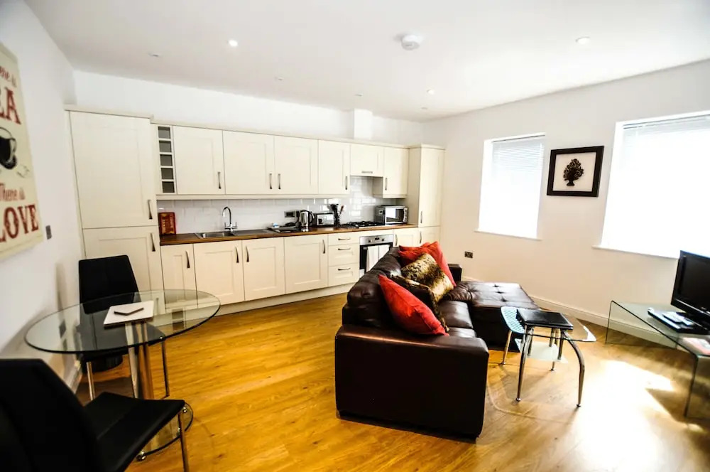 Your Stay Bristol Midland Way