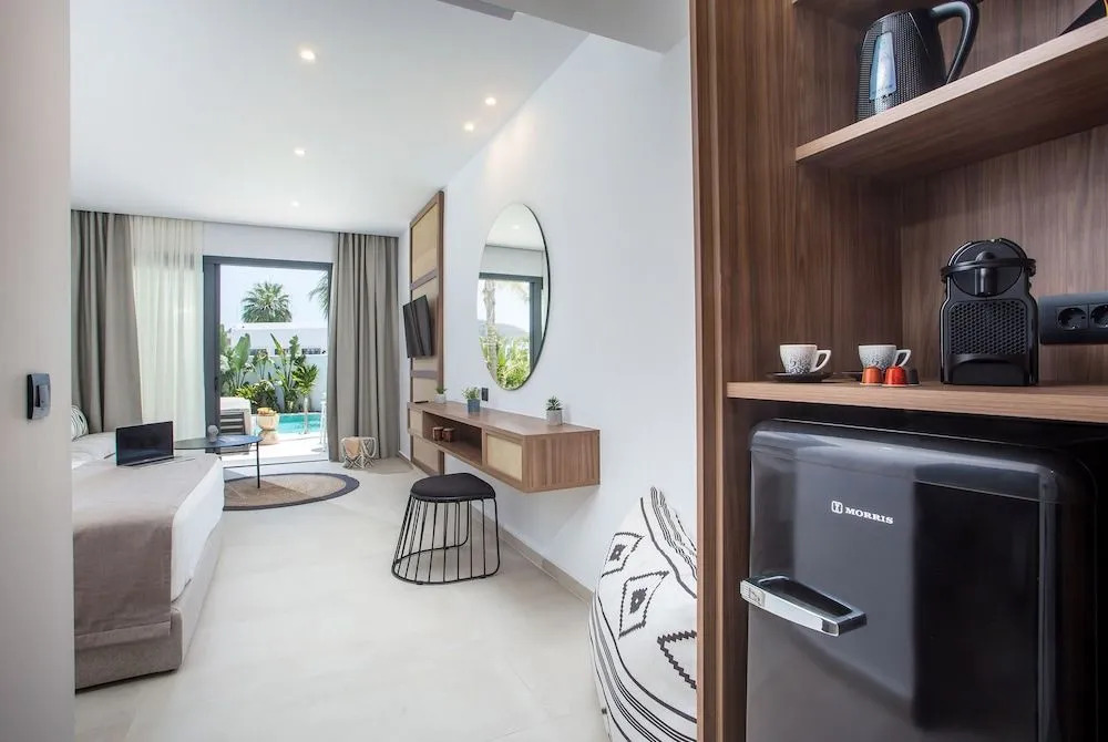 Vanik Suites
