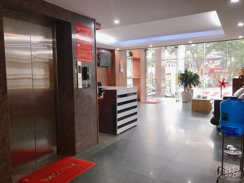 SeaSala Hotel