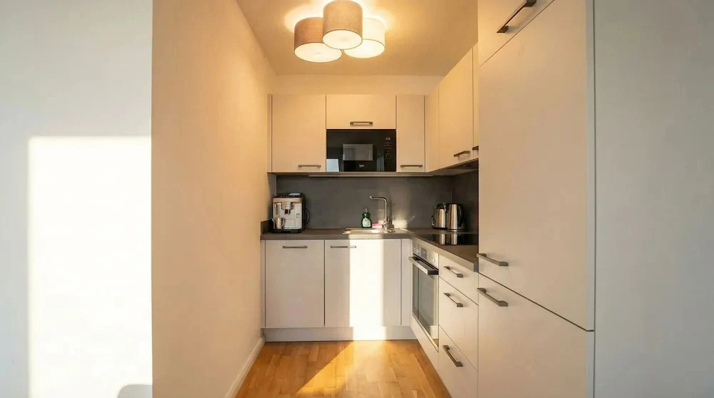 Central Vienna Modern 1BR Apt Balcony