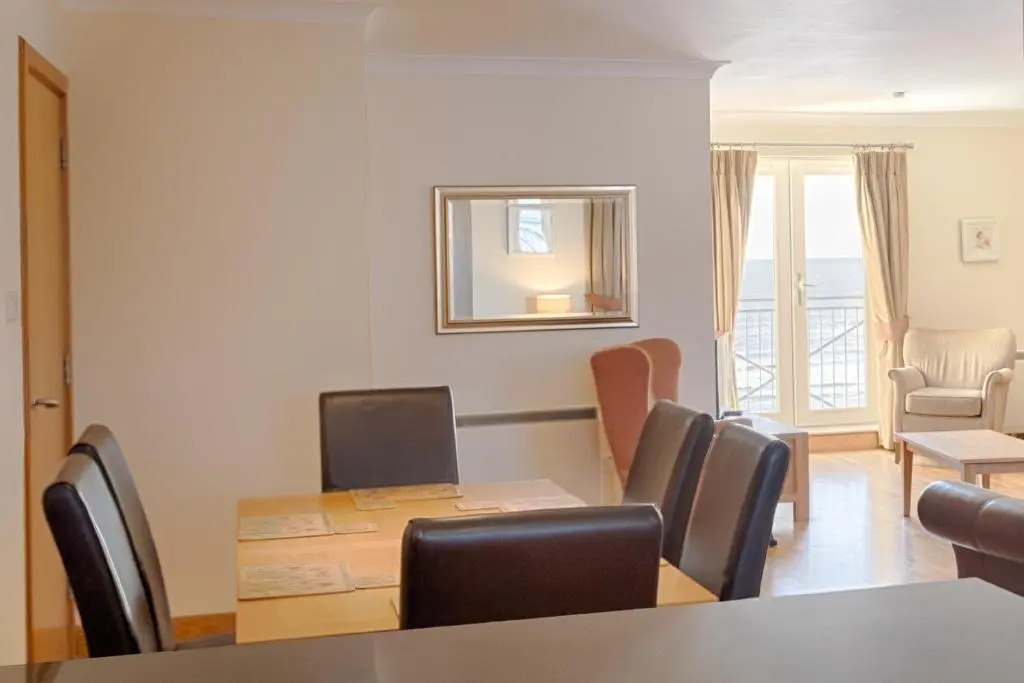 Links Apartment