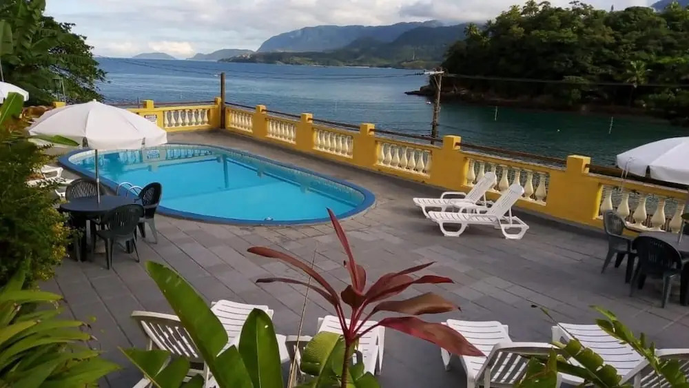 Colonial Hotel