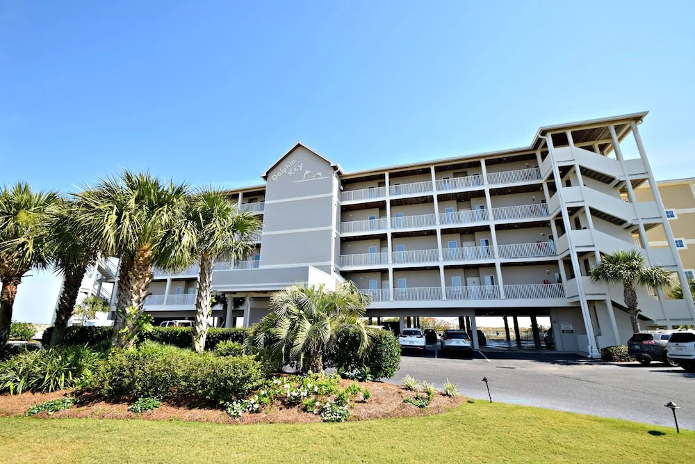 Dolphin Key 2C by RedAwning
