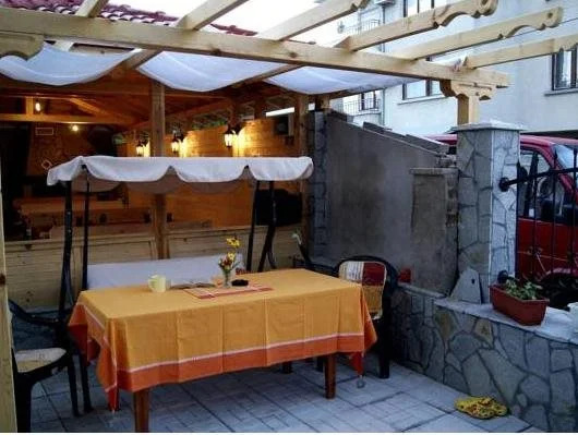 Kastela Guest House