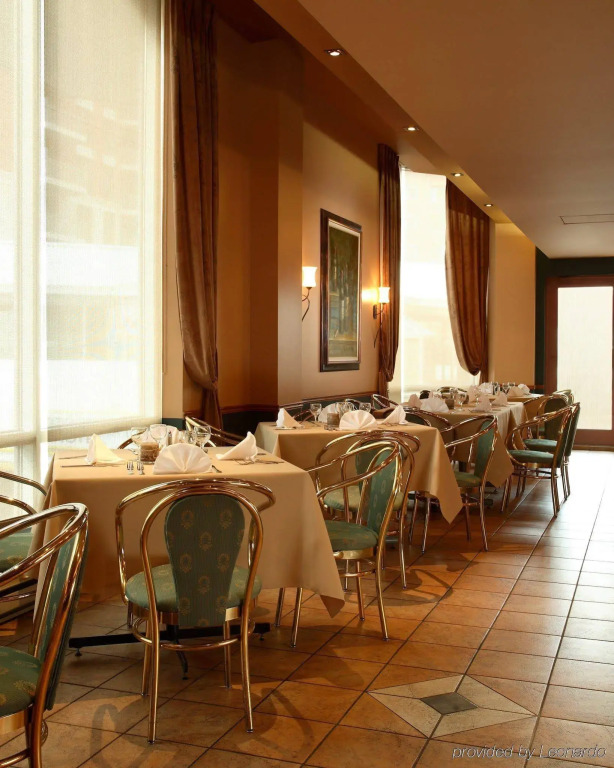 Le Nouvel Hotel