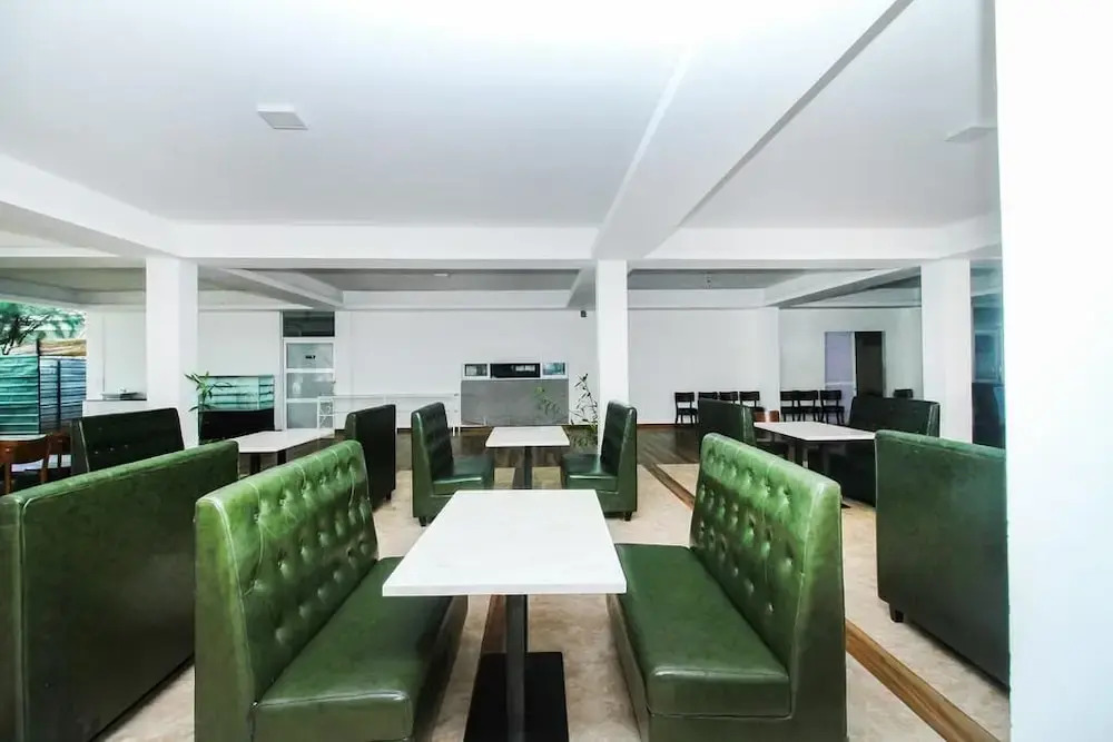 The Kings Bay Hotel By Silvas
