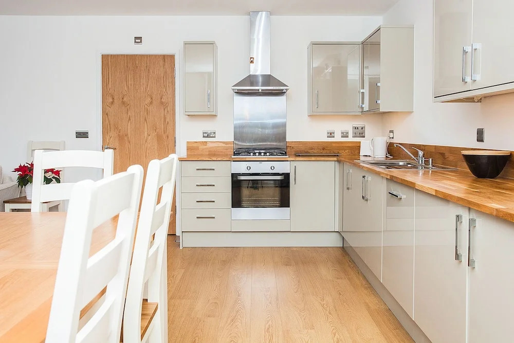 1 Bedroom Flat With Roof Terrace in Central London