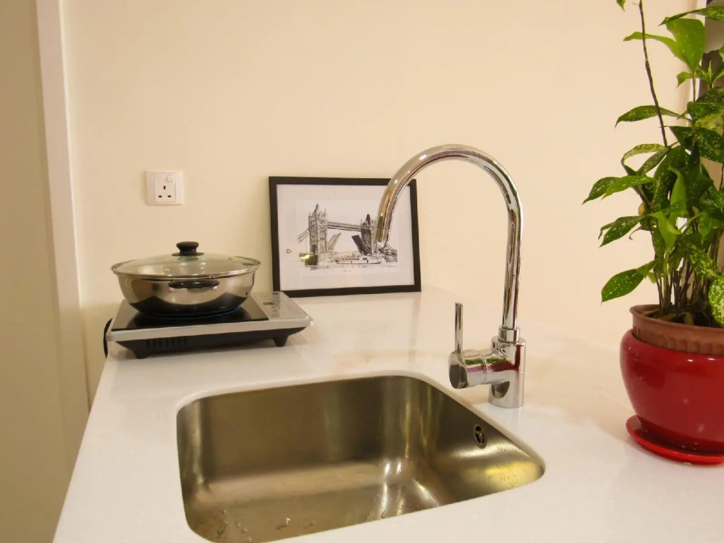 Pandora HomeStay