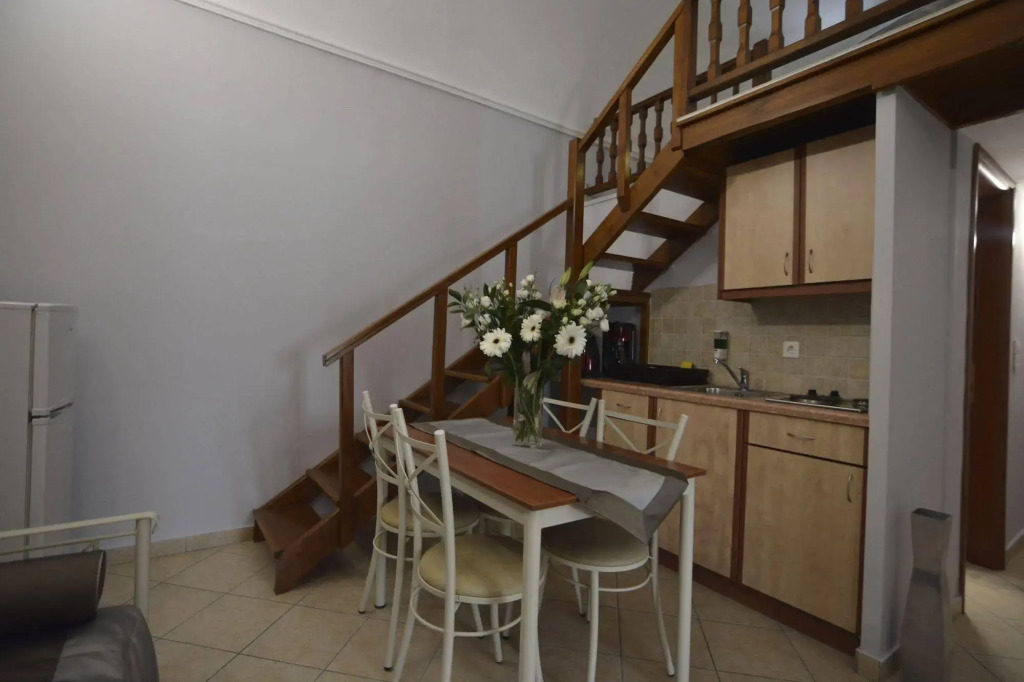 Polydefkis Hotel
