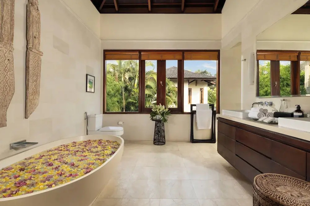 The Suar Seminyak by Nakula