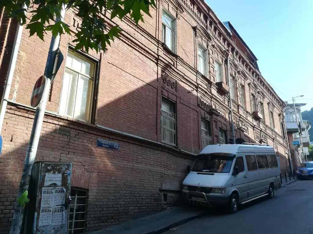 Lucky Apartments 2